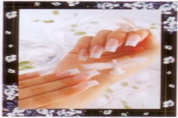 Planet Nails Distribution