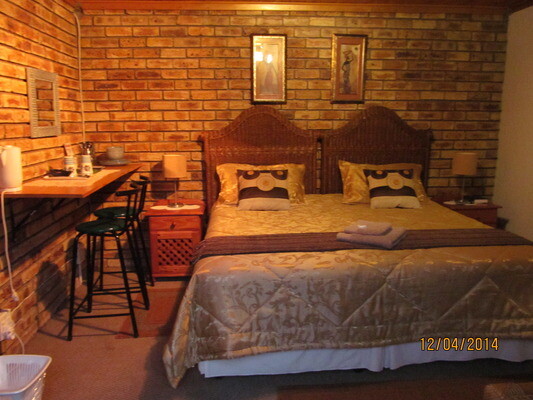 Magenta Guest Rooms