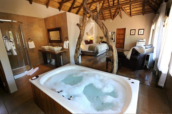 Woodlands Lodge & Conference Centre CC