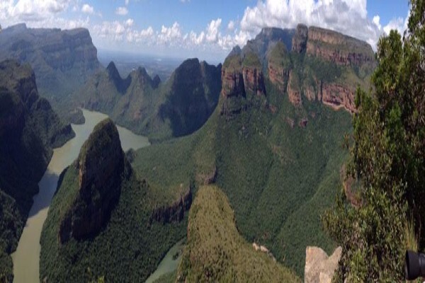 Wildlife Safaris (Pty) Ltd