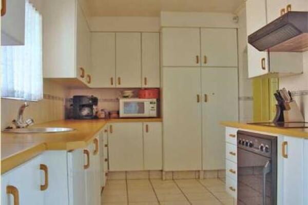 Van Eeden Properties
