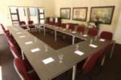 Jemima's Hospitality Bunker On Bailie Guest Lodge