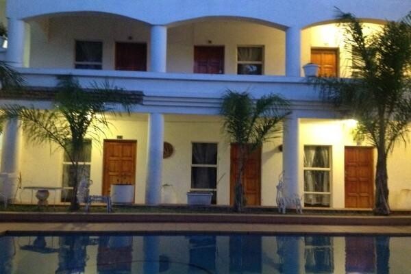 Vardos Guest House