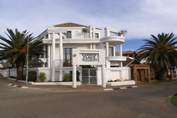 Vardos Guest House