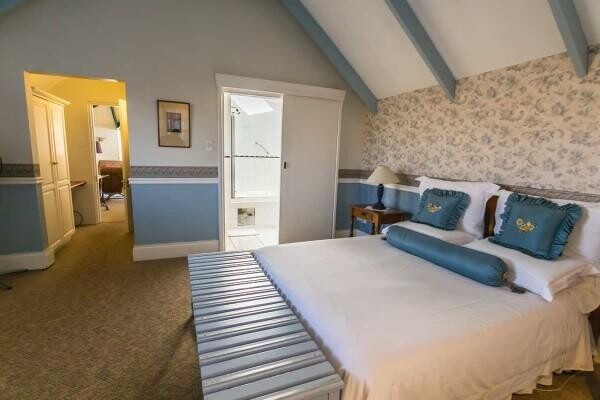 Westlodge Bed & Breakfast