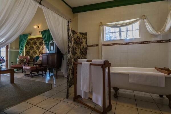 Westlodge Bed & Breakfast