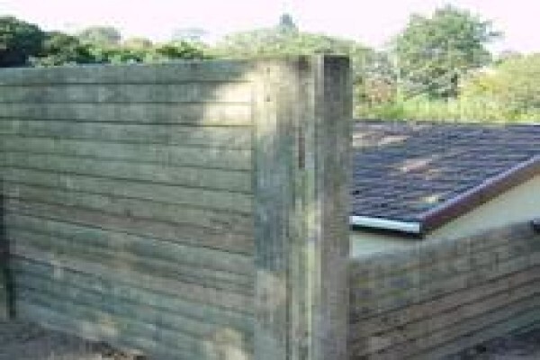 Daniels Concrete Fencing