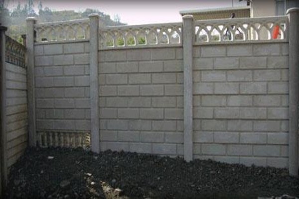 Daniels Concrete Fencing