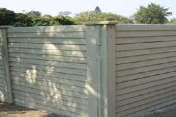 Daniels Concrete Fencing