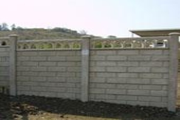 Daniels Concrete Fencing