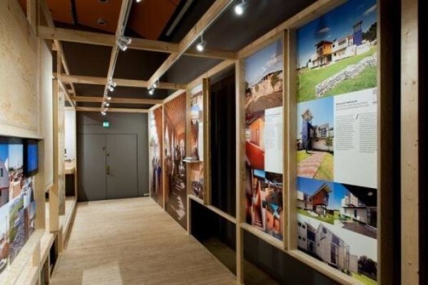 4 Design & Architecture