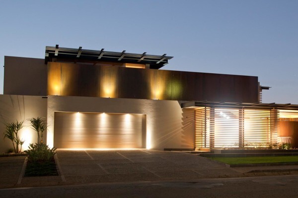 Van Der Meulen Nico Architects
