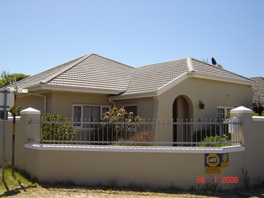 Qualified Roofers CC