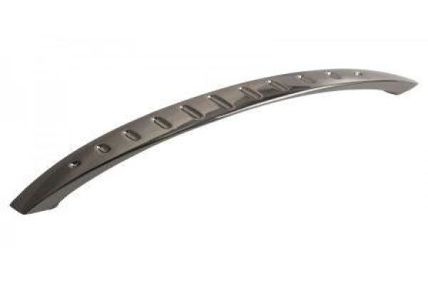 Handles & Hinges