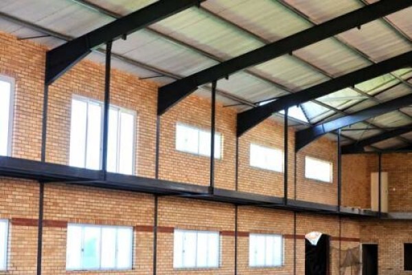 Makana Brick:Office