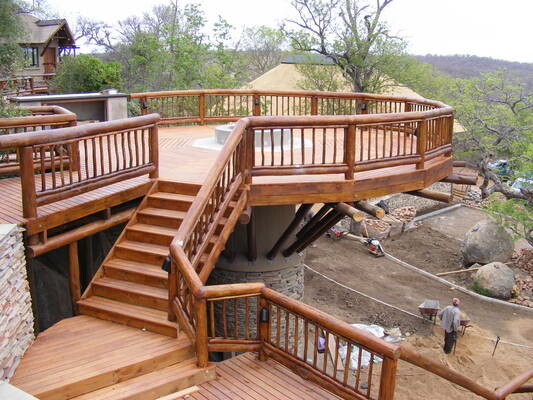 Tshukudu Decking CC