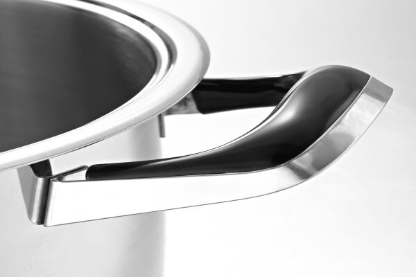 A M C Cookware (Pty) Ltd:Sales Centres:Lansdowne