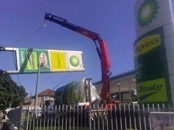 D J Rigging Signage & Graphics