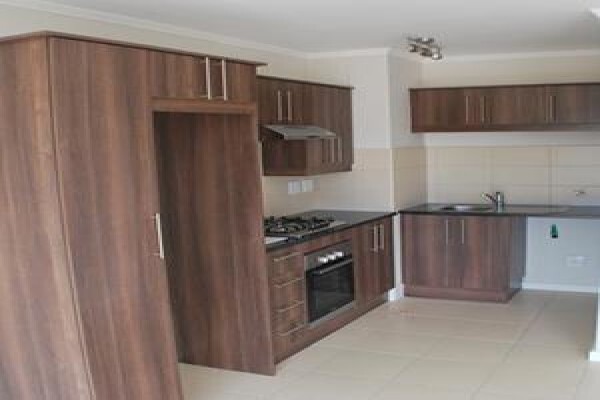 Latreuo Kitchens