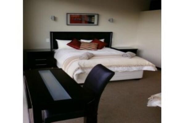 Alcazaba Lodges