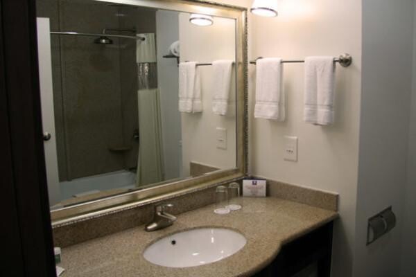 Hampshire Hotel (Pty) Ltd