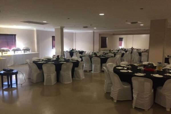 Hampshire Hotel (Pty) Ltd