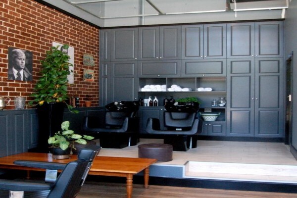 A J Joiners & Shopfitting