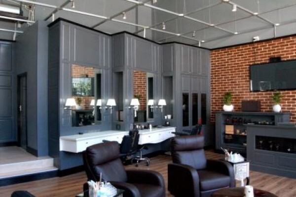 A J Joiners & Shopfitting