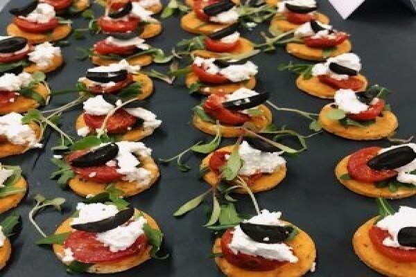 Dish Food & Social