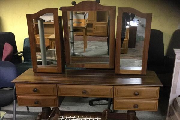 Pearce's Furnishing