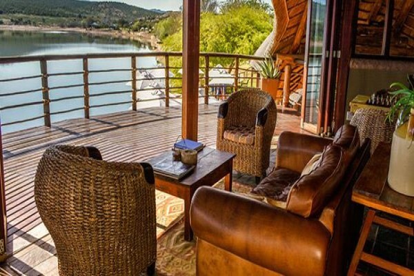 Buffelsdrift Game Lodge