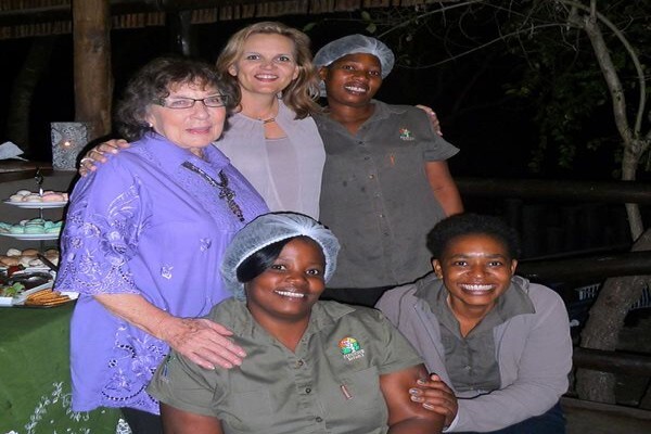 Isinkwe Safaris & Bushcamp