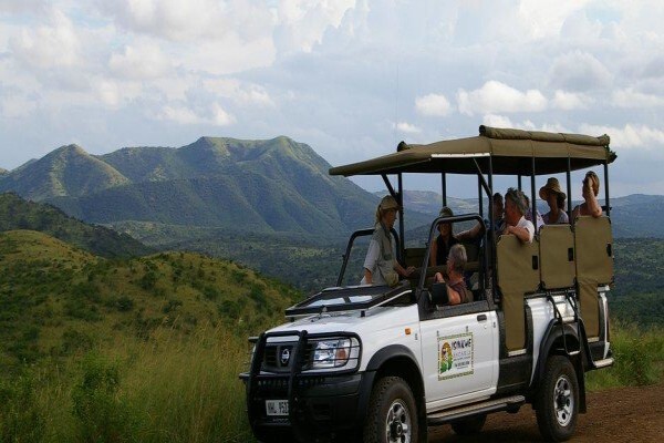 Isinkwe Safaris & Bushcamp