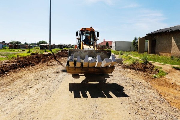 Boitshoko Road Surfacing & Civil Works