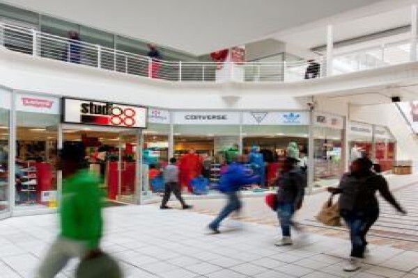Pier 14 Shopping Centre