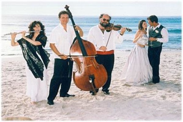 Hungarian Trio Romanitic Strings