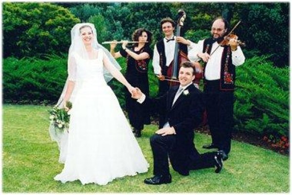 Hungarian Trio Romanitic Strings