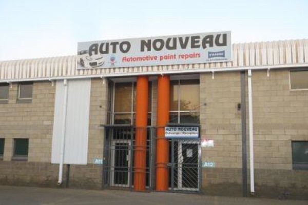 Auto Nouveau