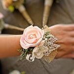 Mena's Florist