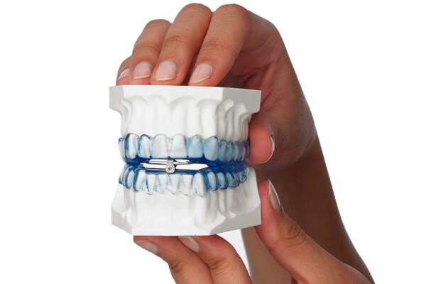 DENTAL - DURBAN:MJ WINDISCH:Res