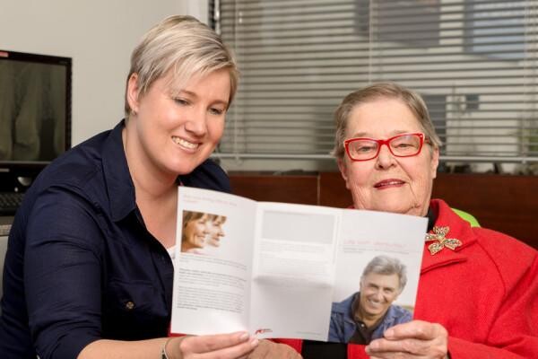 Dr Larika Robb (Dentist Newcastle)