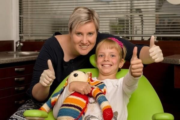 Dr Larika Robb (Dentist Newcastle)