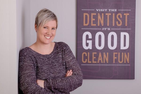 Dr Larika Robb (Dentist Newcastle)