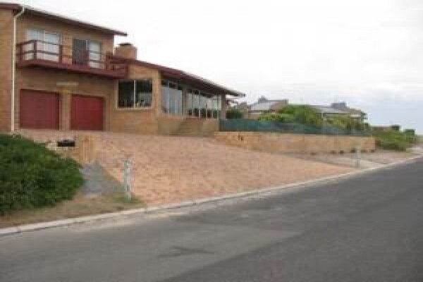 Lewens-Essens B & B