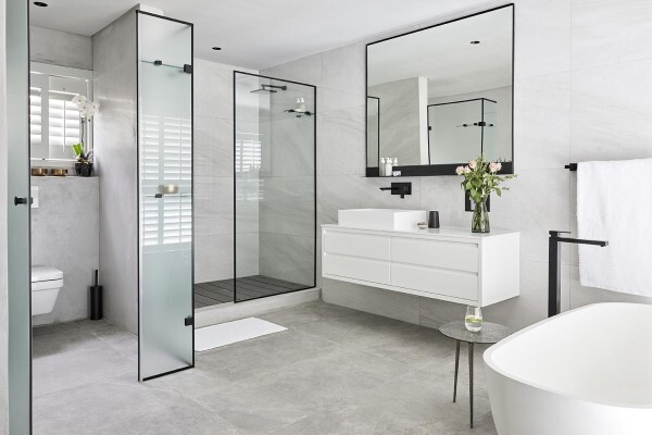 Flush Bathroom Interiors (Paardeneiland)