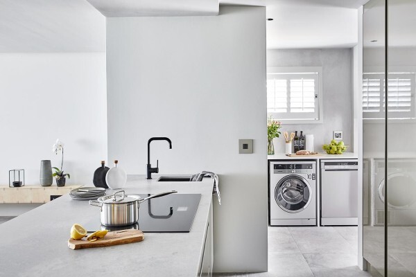 Flush Bathroom Interiors (Paardeneiland)