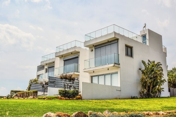 JR Aluminium & Glass