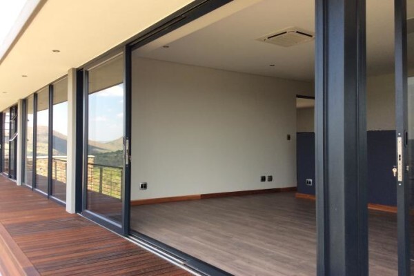 JR Aluminium & Glass