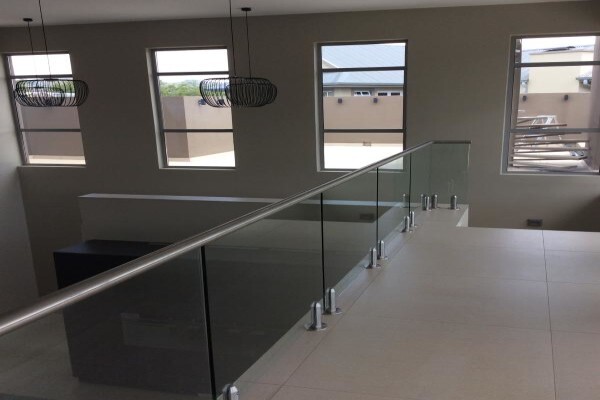 JR Aluminium & Glass
