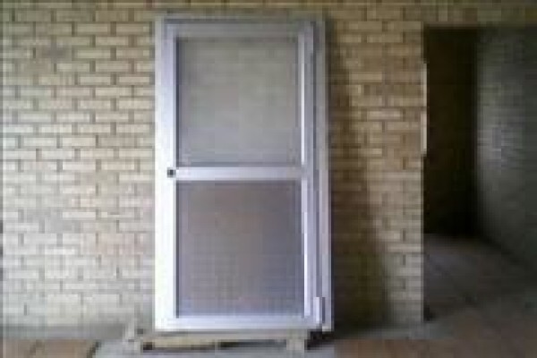L K Glass & Aluminium
